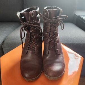 Timberland Women's Brown Lace-Up Boots